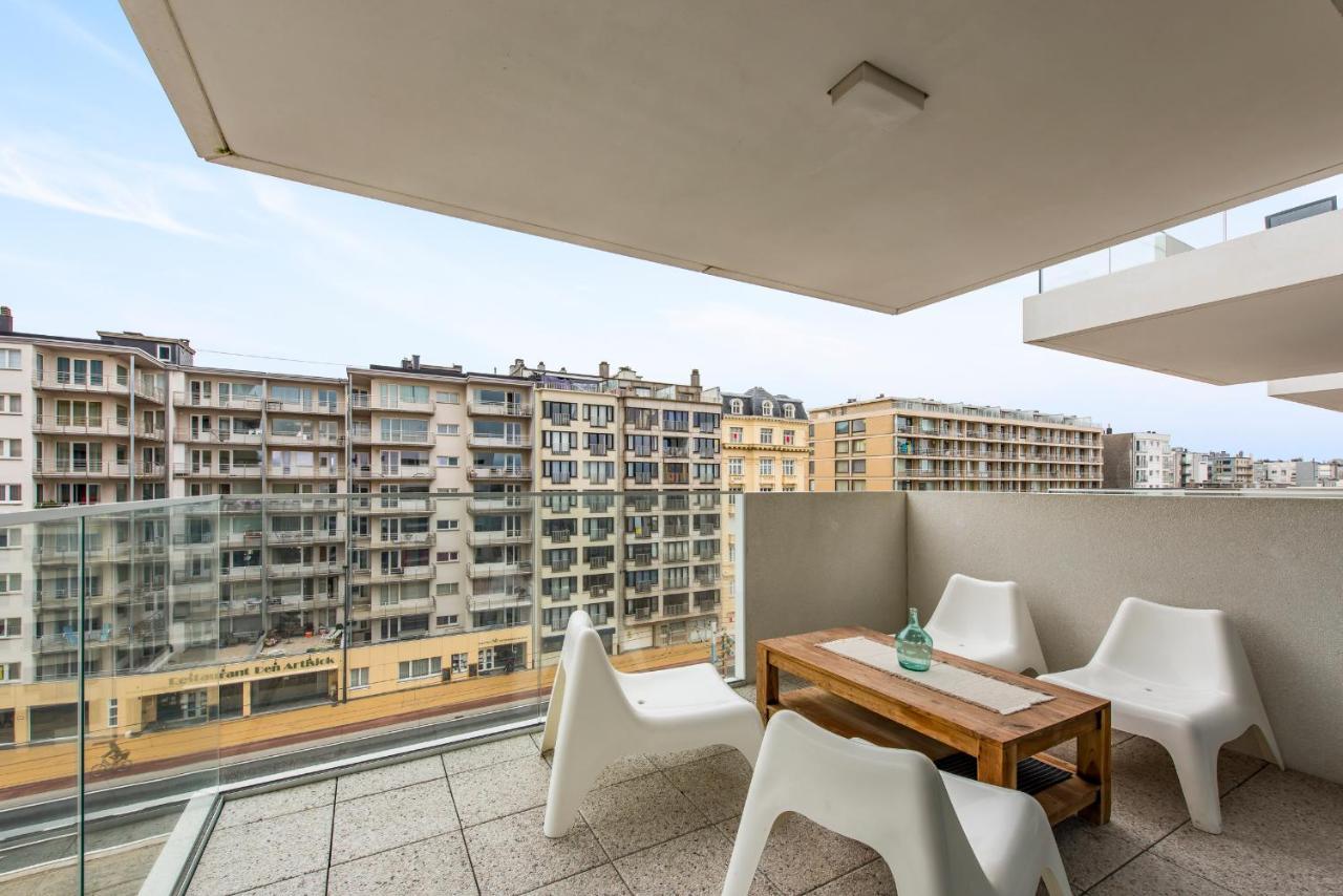 Modern Apartment With Terrace Near The Beach Oostende Buitenkant foto